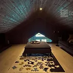 Unique With Fantastic View, Sauna, & Ev Outlet *