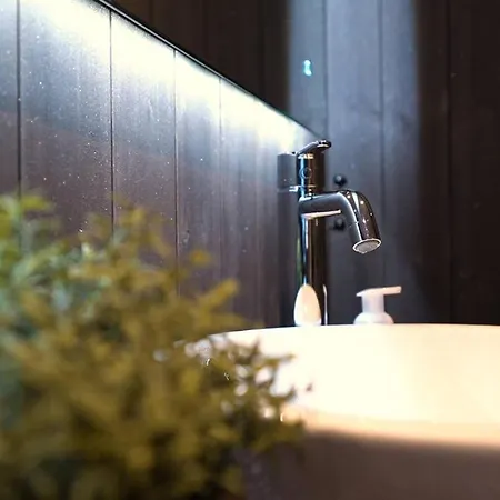 Unique With Fantastic View, Sauna, & Ev Outlet Feriehus