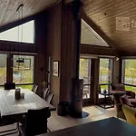 Unique With Fantastic View, Sauna, & Ev Outlet